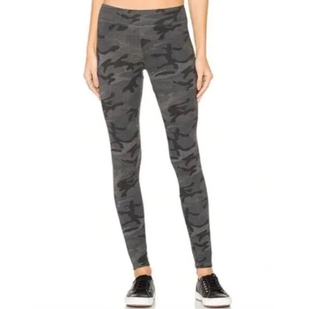 Anthropologie Sundry Charcoal and Black Camo  Leggings